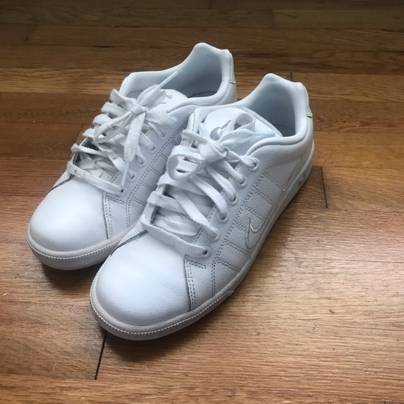 Nike Shoes - White Leather Nike Sneakers